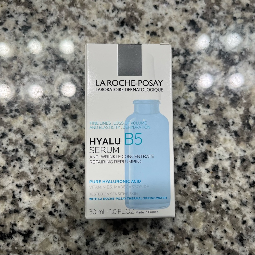 La Roche Posay Hyalu B5 Pure Hyaluronic Acid Face Serum